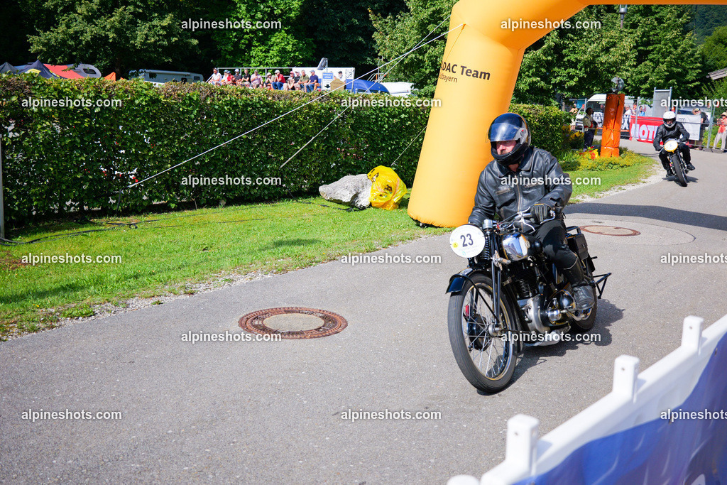 P1025958 | Erleben Sie atemberaubende, hochqualitative Fotos Ihrer Fahrt entlang der malerischen Alpenstraßen. Besuchen Sie alpineshots.com, um professionelle Aufnahmen Ihrer unvergesslichen Reise zu finden und zu kaufen - Realisiert mit Pictrs.com