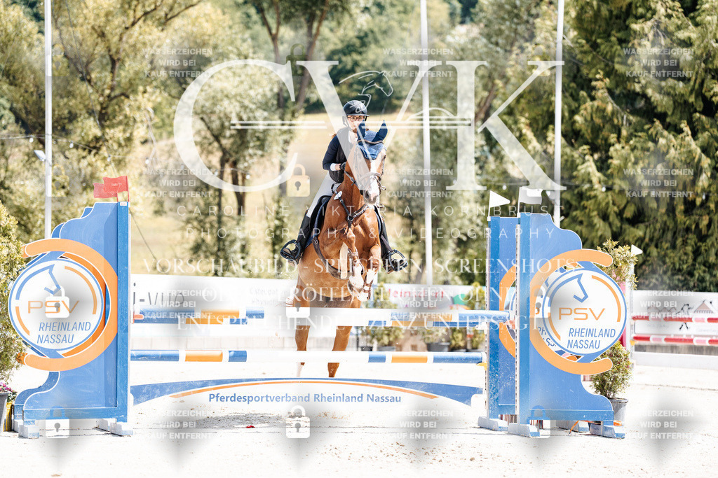 CK907798 | Turnierfotografie Pferdefotografie Trier Rheinland-Pfalz Pferdesport Reitsport Tierfotografie Sportfotografie Pferdevideo Pferdevideografie Equestrianvideography equestrianphotography  - Realisiert mit Pictrs.com