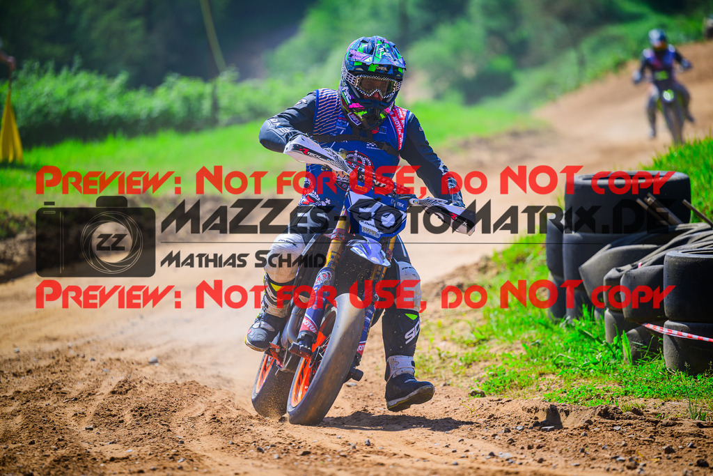 MaZZes_FotoMatrix_240511_6021986_3853 | UE40