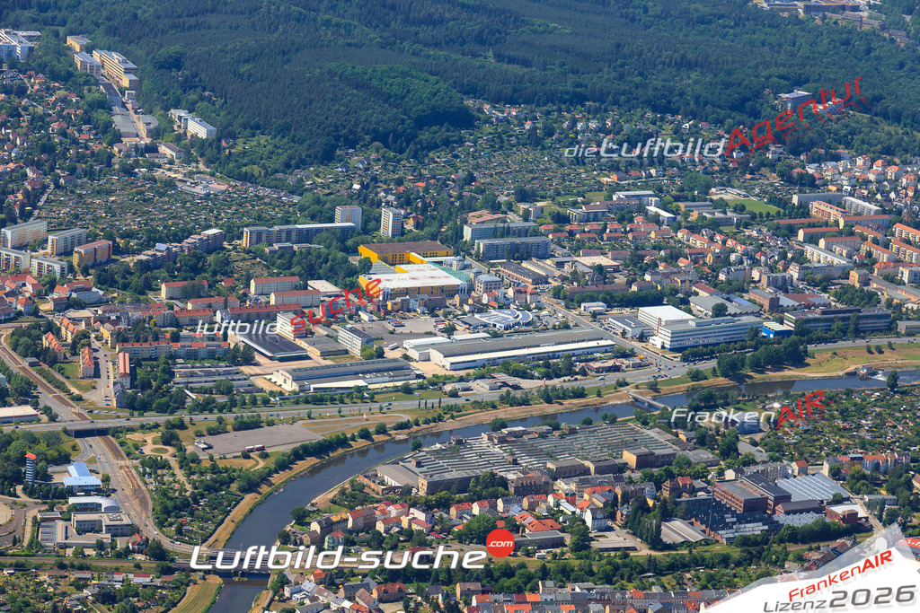 Die Luftaufnahme der Stadt Gera wurde vom UL-Flugzeug heraus erstellt ( keine Drohne )- hohe Auflösung für beste Qualität