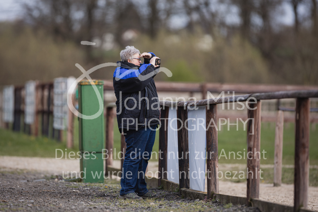 230410_Frühlingsfest_Dressurreiter-L-670 | Deine schönsten Turniermomente als professionelle Fotos! Entdecke hochwertige Pferdesport-Fotografie im Online-Shop. Jetzt Fotos finden & bestellen!