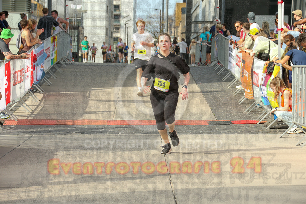 250920_1534_EX1_0052 | Sportfotografie im Rhein-Sieg Kreis, Köln, Bonn, NRW, Rheinland Pfalz, Hessen, etc. Unser Tätigkeitsfeld umfasst den Laufsport vom Volkslauf über den Marathon, Duathlon, Triathon bis zum Ultralauf wie Kölnpfad Ultra oder Schindertrail.