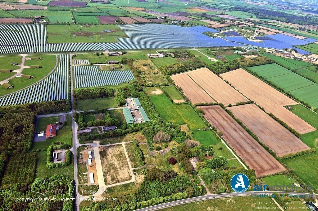 240A1231 | Entdecken Sie atemberaubende Luftbilder und Fotografien auf airwatch.de - Tauchen Sie ein in eine Welt voller faszinierender Aufnahmen aus der Vogelperspektive.