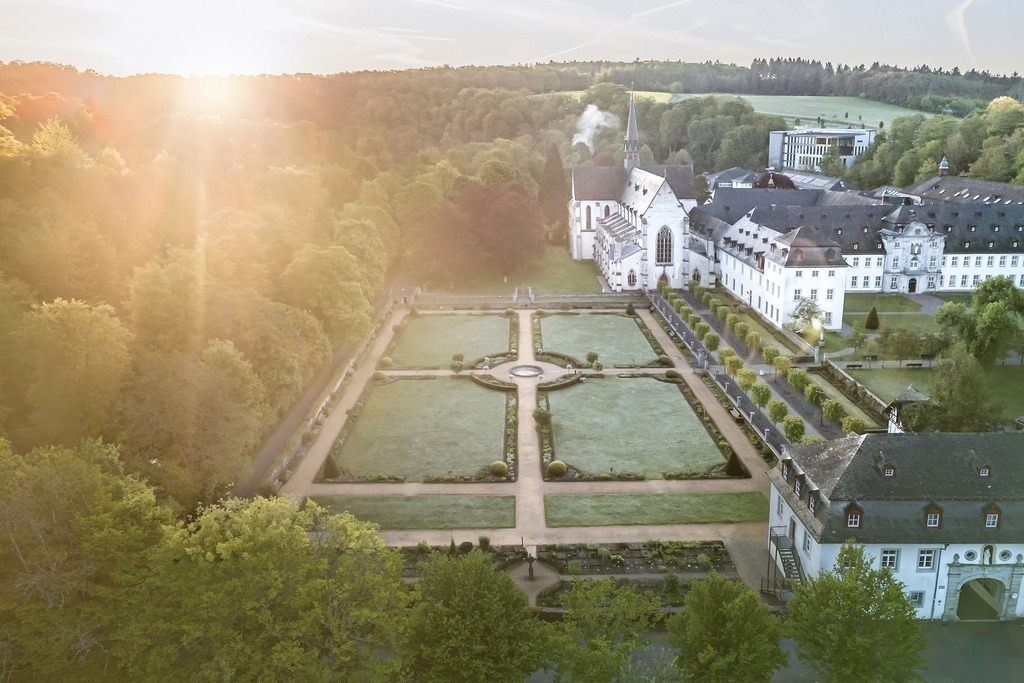Abtei Marienstatt-morgen | fototour-deutschland - Realisiert mit Pictrs.com