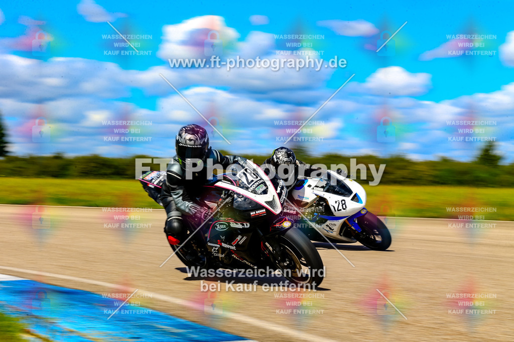 028-6381 | Hier findet Ihr Bilder von Touristenfahrten auf der Nürburgring Nordschleife oder von anderen Veranstaltungen die ich besucht habe. Viel Spass beim Durch Schauen 