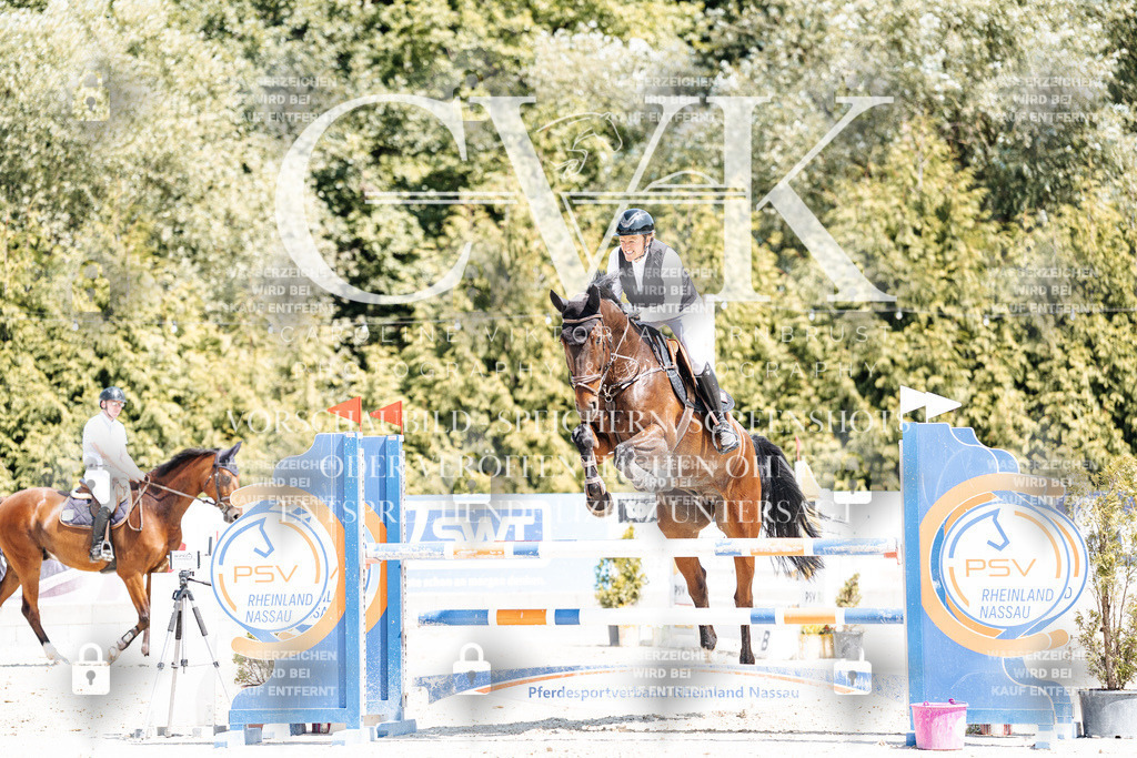 CK900494 | Turnierfotografie Pferdefotografie Trier Rheinland-Pfalz Pferdesport Reitsport Tierfotografie Sportfotografie Pferdevideo Pferdevideografie Equestrianvideography equestrianphotography  - Realisiert mit Pictrs.com