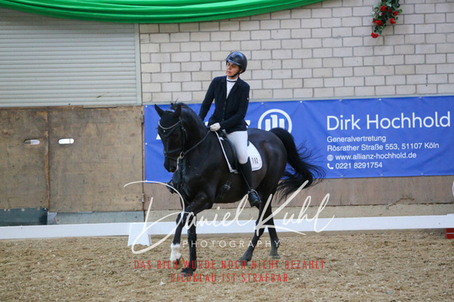 IMG_2660 | Turnierfotos kaufen im Webshop von Daniel Kuhl Photography – entdecke professionelle Reitsportfotos aus Turnieren & Events. Hochwertige Turnierbilder online bestellen & sichern. Jetzt Fotos von Reitsportturnieren kaufen!