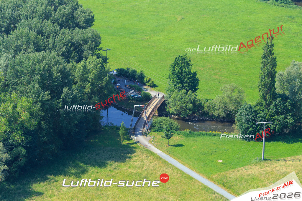 Die Luftaufnahme Oberauhof - Kulmbach wurde vom UL-Flugzeug (keine Drohne) aus fotografiert.Hohe Druck- Auflösung-die Geschenkidee!