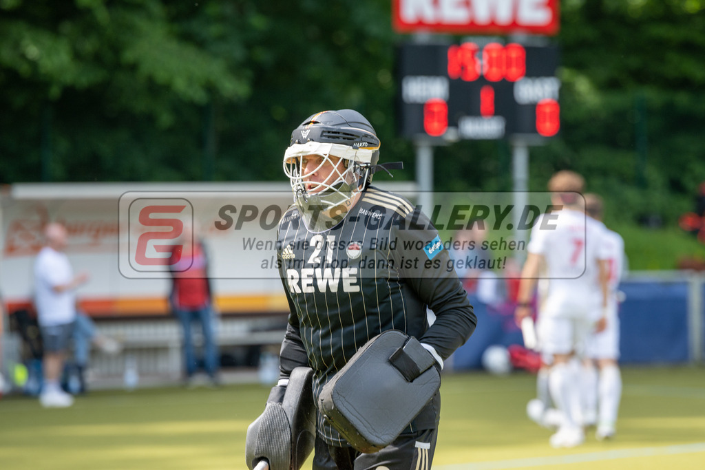 SFE_20230521_0020 | 1. Bundesliga Hockey Viertelfinale 3 Herren Rot-Weiss Köln - Berliner HC am 21.05.2023 in Köln (KTHC Stadion Rot-Weiss Köln Tennis and Hockey Club), Photo: Stephan Fehrmann 2023 (Sports-Gallery),Vincent Vanach ( Torwart Rot-Weiss Köln #21 )