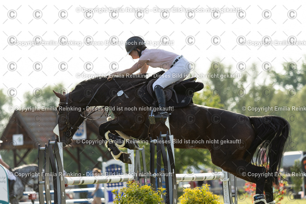 CL5A1027 | Emilia Reinking Fotografie - Realisiert mit Pictrs.com