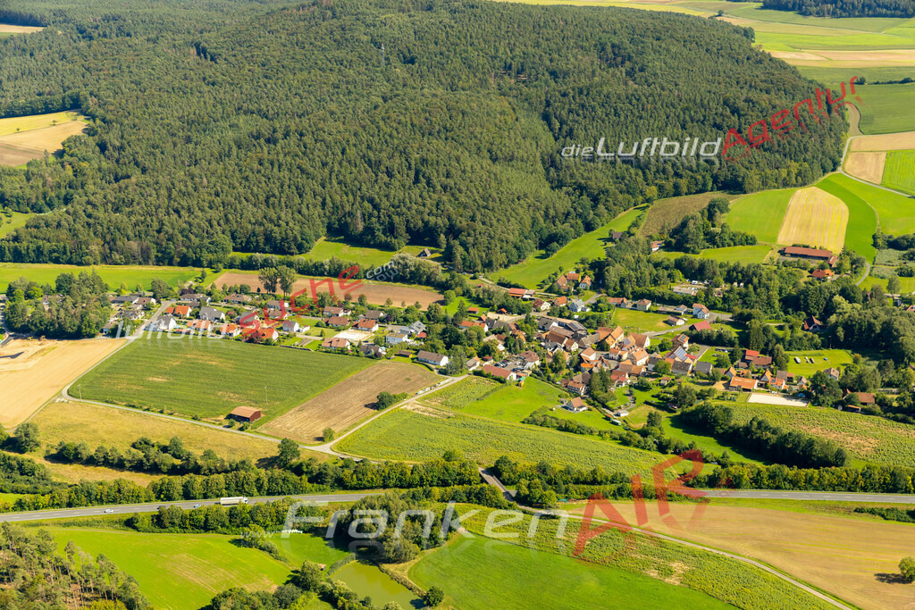 ibind-burgpreppach-luftbild-1671-2023 | Das Luftbild zeigt : Ibind Burgpreppach - Die Luftaufnahme wurde 2023 vom UL-Flugzeug aus erstellt ( keine Drohne ) - 
Hochauflösende Luftaufnahme - Für grossformatige Ausdrucke geeignet. Die Geschenkidee !
Mit Lizenz und Bildrechte bestellbar