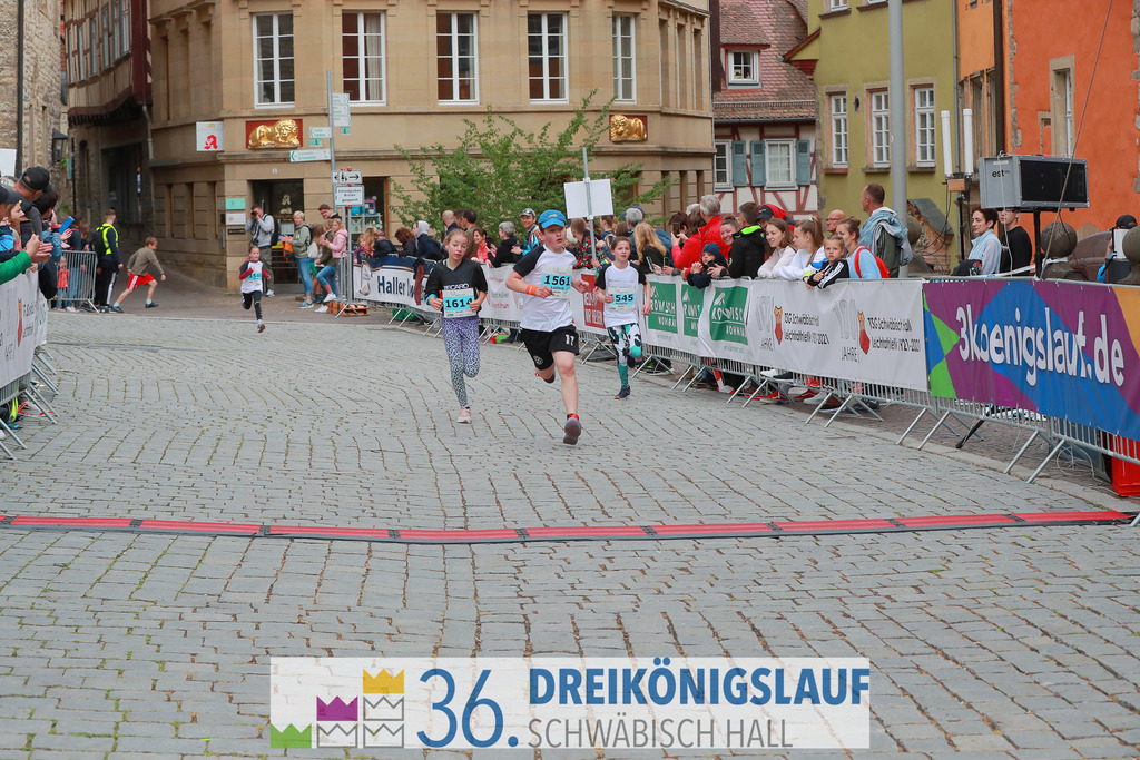 Stadtwerke Schüler und Jugendlauf 1,7km | 3koenigslauf 2022 Stadtwerke Schüler und Jugenlauf 1,7km - Realisiert mit Pictrs.com