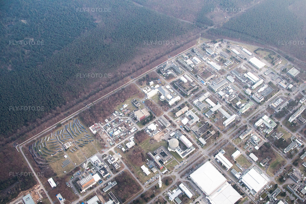 Luftbild: Leopoldshafen, KIK Campus Nord im Ortsteil Leopoldshafen in Eggenstein-Leopoldshafen im Bundesland Baden-Württemberg in Deutschland. Foto: IMG_076643.jpg vom 13.02.2015 durch Werner Riehm/FLY-FOTO.de