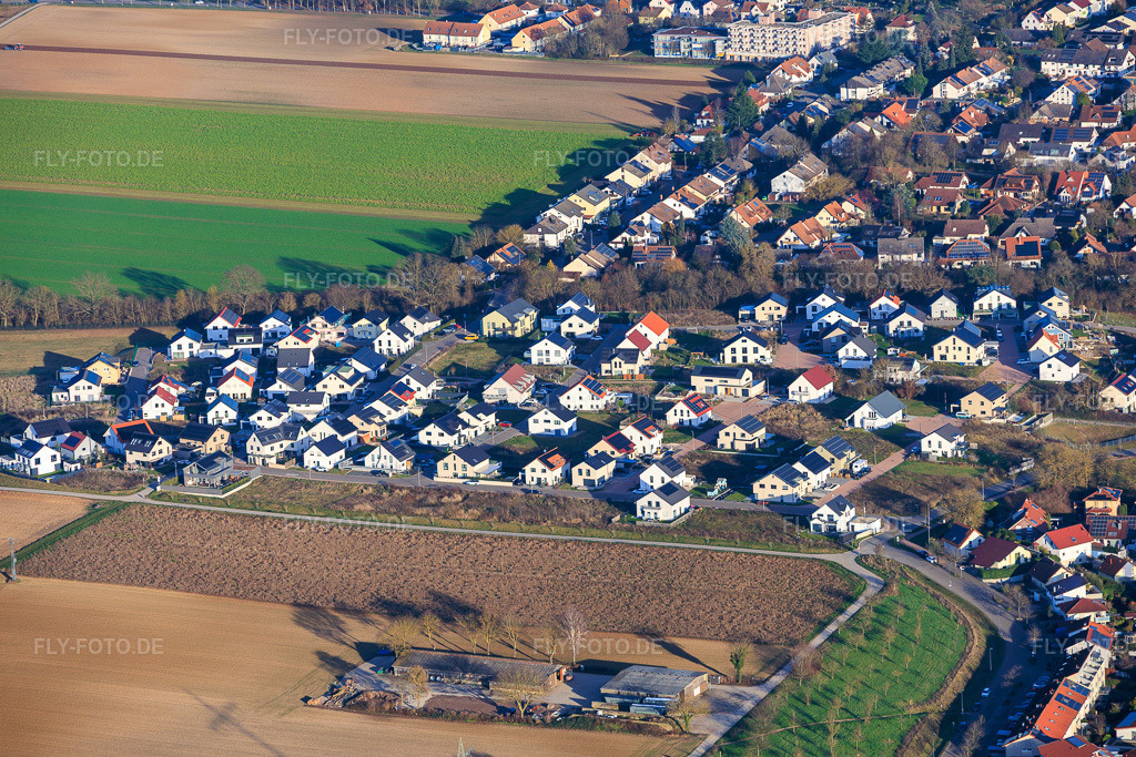 Luftbild: Neubaugebiet K2 von Westen in Kandel im Bundesland Rheinland-Pfalz in Deutschland. Foto: IMG_152487.jpg vom 27.12.2025 durch Werner Riehm/FLY-FOTO.de