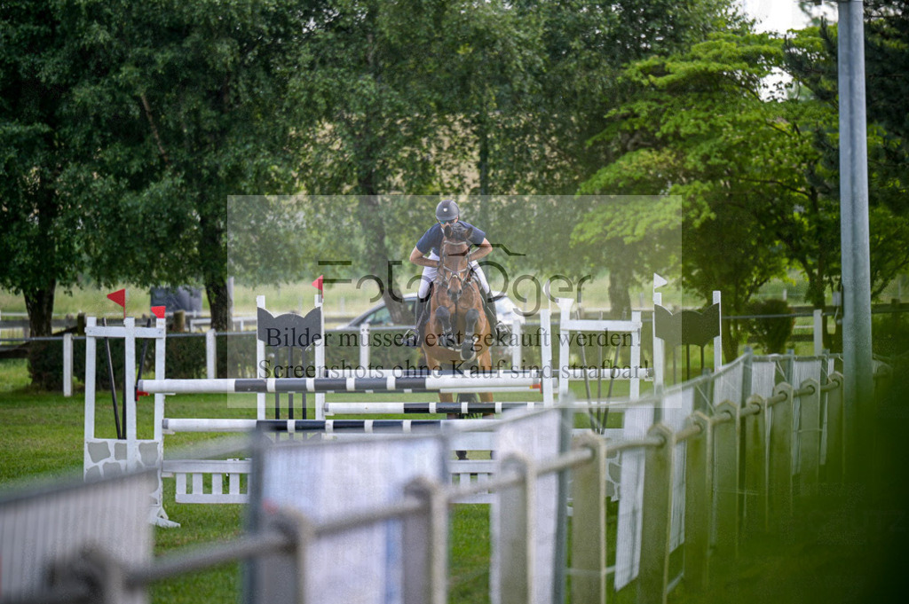 Reitturnier Voxtrup | Entdecke hochwertige Reitturnierfotos von Foto Oger. Professionell, emotional und authentisch – jetzt Lieblingsmomente im Shop bestellen.Deutschlandweite Turnierfotografie. - Realisiert mit Pictrs.com