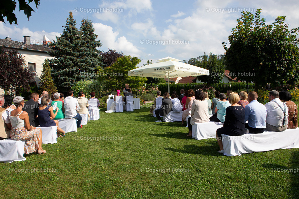 KERSTINFREDYHOCHZEIT_260822_89 | bilder, linz, photo, foto, fussball, sport, fotolui, bundesliga