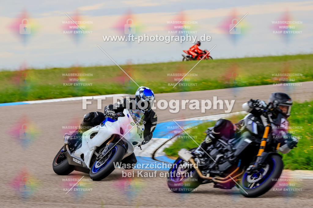 MotoTeam-2012 | Hier findet Ihr Bilder von Touristenfahrten auf der Nürburgring Nordschleife oder von anderen Veranstaltungen die ich besucht habe. Viel Spass beim Durch Schauen 