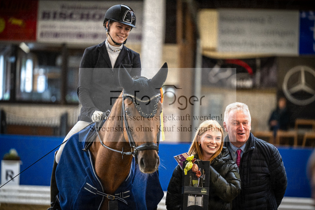 DOS_0024 | Entdecke hochwertige Reitturnierfotos von Foto Oger. Professionell, emotional und authentisch – jetzt Lieblingsmomente im Shop bestellen.Deutschlandweite Turnierfotografie. - Realisiert mit Pictrs.com