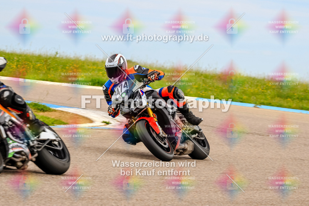 MotoTeam-2703 | Hier findet Ihr Bilder von Touristenfahrten auf der Nürburgring Nordschleife oder von anderen Veranstaltungen die ich besucht habe. Viel Spass beim Durch Schauen 