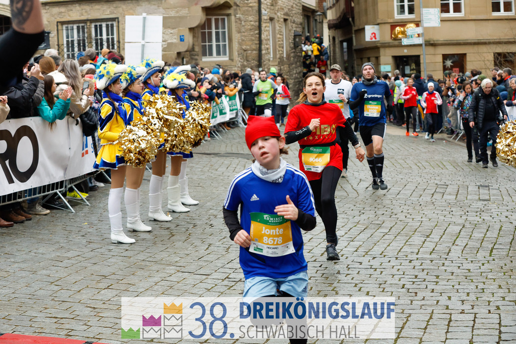 5km Roewisch Wohnbau Cup | 3 Koenigslauf 2024 5km Roewisch Wohnbau Cup - Realisiert mit Pictrs.com