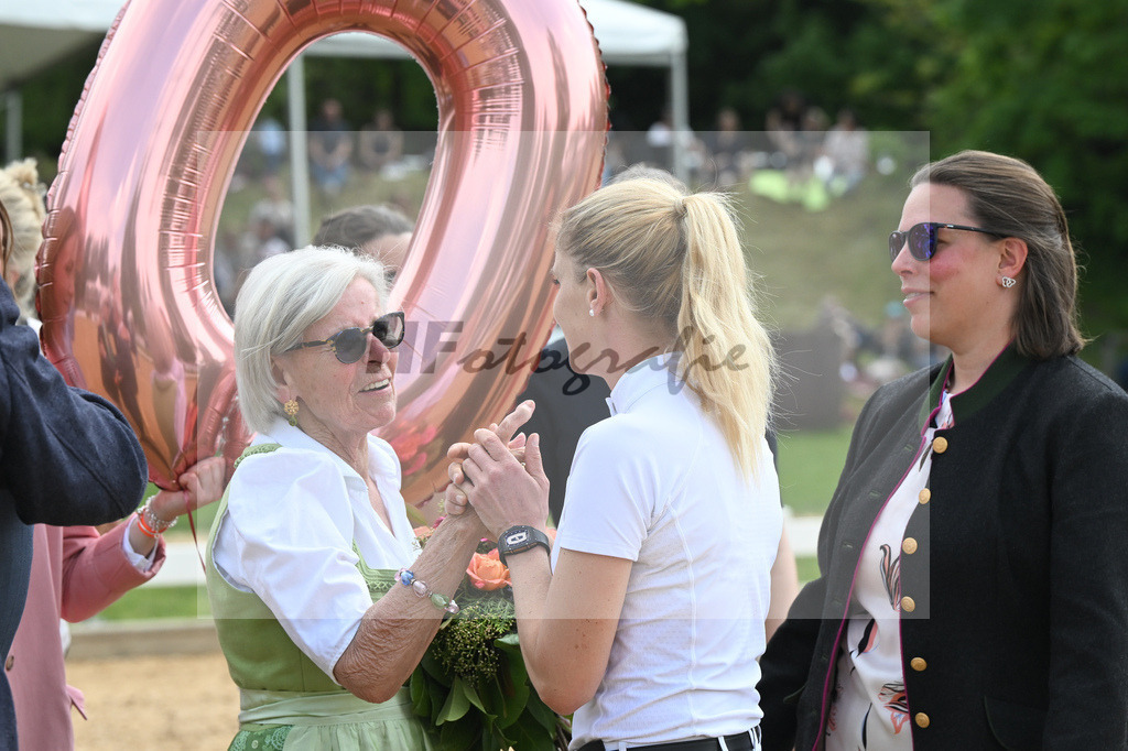 11235905 | hf-fotografie - Realisiert mit Pictrs.com