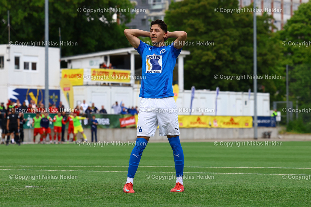 NH_FCEintrachtNorderstedt_USCPaloma_LottoPokal_24052025 | #16 Haron Sabah (USC Paloma) vergibt einen Elfmeter.Fußball I Herren I Lotto Pokal I Saison 2024-2025 I Finale I FC Eintracht Norderstedt - USC Paloma I 24.05.2025 I Stadion Hoheluft