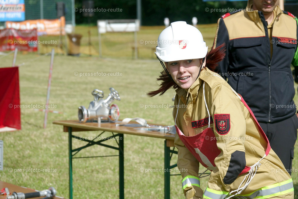 04-news-2022-Juli09-FF-Nassleistungsbewerb-Hoefen-Sony-DSD02516 | Info aus dem Bezirk Reutte/Ausserfern Tirol sowie eine umfangreiche Bilddatenbank über die gesamte Region: Lechtal, Talkessel Reutte, Tannheimertal, Zwischentoren. Lech, Plansee, Zugspitze, Grenztunnel, B179, Fernpassstraße, Verkehr, Lawinen, Tradition, - Realisiert mit Pictrs.com