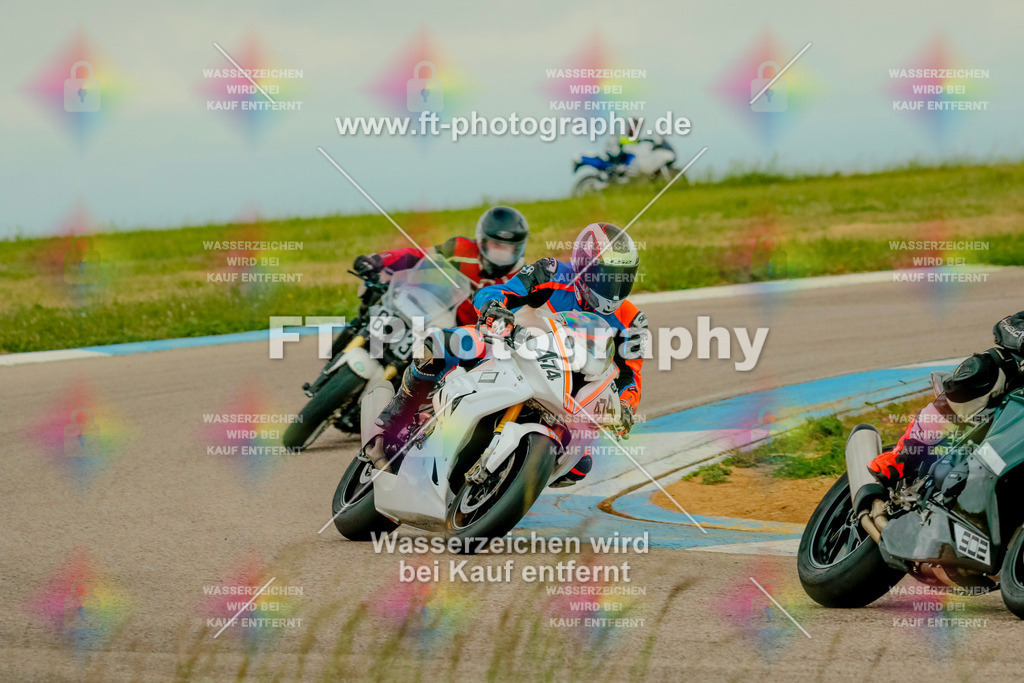 _7D20418 | Hier findet Ihr Bilder von Touristenfahrten auf der Nürburgring Nordschleife oder von anderen Veranstaltungen die ich besucht habe. Viel Spass beim Durch Schauen 