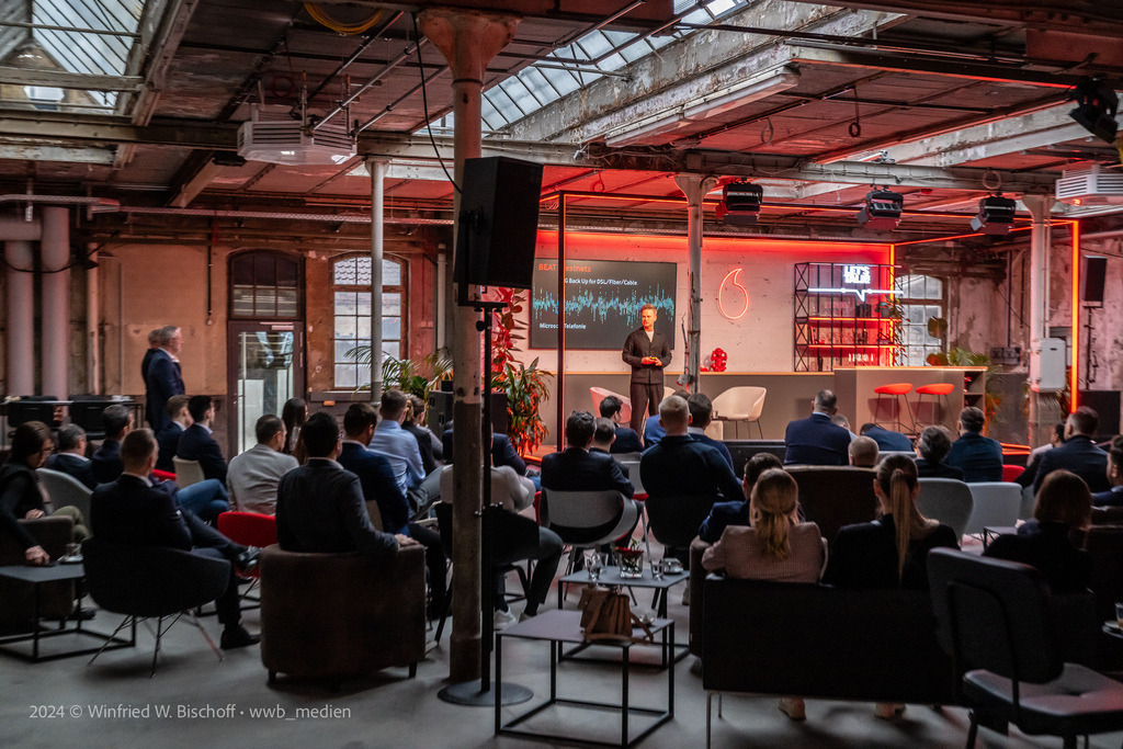 wwb_1996 | <Fotografie> <Video> <Film> <Winfried Bischoff> - Realisiert mit Pictrs.com