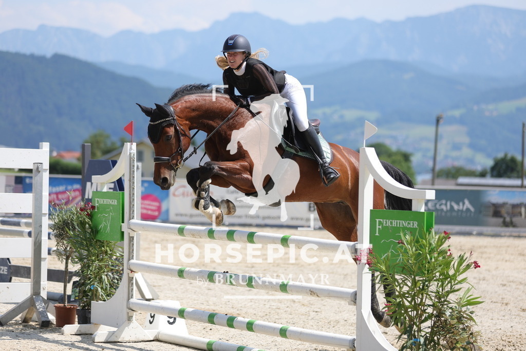 0P6A0215 | Willkommen bei Brunnmayr - Design & Fotografie – Ihrem Spezialisten für Reitturniere und Pferdeveranstaltungen in Oberösterreich, Salzburg und Bayern! Seit über 17 Jahren sind wir leidenschaftlich dabei.