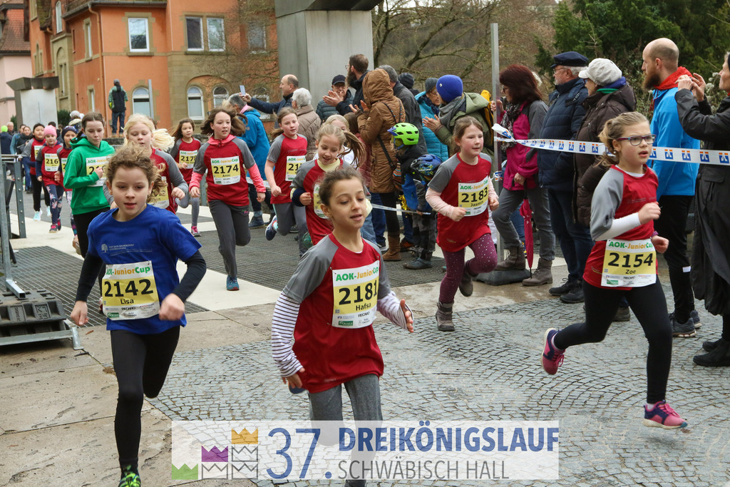 AOK JuniorCup 400m | 3Koenigslauf 2023 - Realisiert mit Pictrs.com