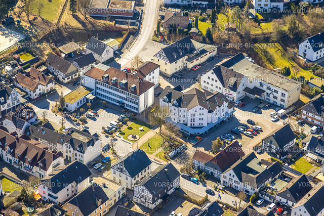 Balve250304184 | Luftbild, Rathaus Stadtverwaltung, Balve, Sauerland, Nordrhein-Westfalen, Deutschland