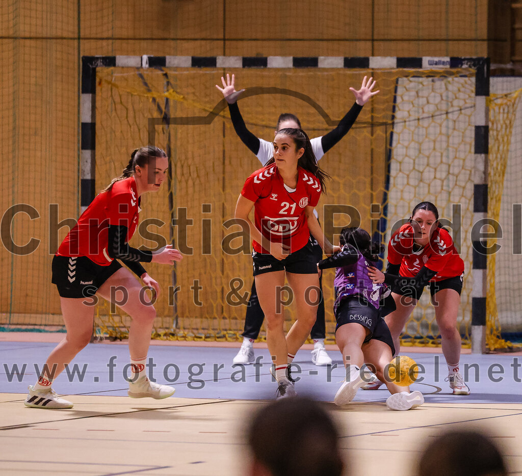2025-01-18_115_SpVgg_Altenerding_gegen_TV_Altoetting | Erding, Deutschland, 18.01.2025:Handball, Bezirksoberliga Frauen Altbayern 2024 / 2024, 11. Spieltag, SpVgg Altenerding gegen TV Altötting, Endergebnis: 19:24Foto: Christian Riedel / fotografie-riedel.net