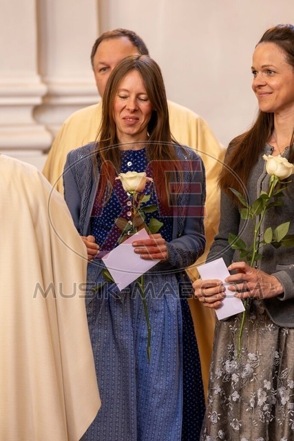 MAE-pic_624 | Der online Fotoshop des Inzeller Fotografen MAE - Marc Anton Eicher. Hier können Sie ihre Fotos und Stockfotos online bestellen als Download oder als Ausdruck, der ihnen bequem nach Hause geschickt wird.
Ihr Marc Anton Eicher - der Inzeller Fotograf - Realisiert mit Pictrs.com