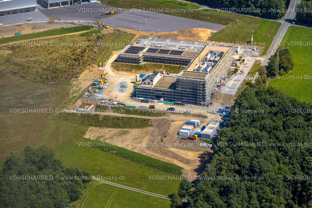 Olpe250810671 | Luftbild, Baustelle und Neubau mit Baugerüst Gefahrenabwehrzentrum (GAZ) des Kreises Olpe, Am Bratzkopf, Dahl, Olpe, Sauerland, Nordrhein-Westfalen, Deutschland