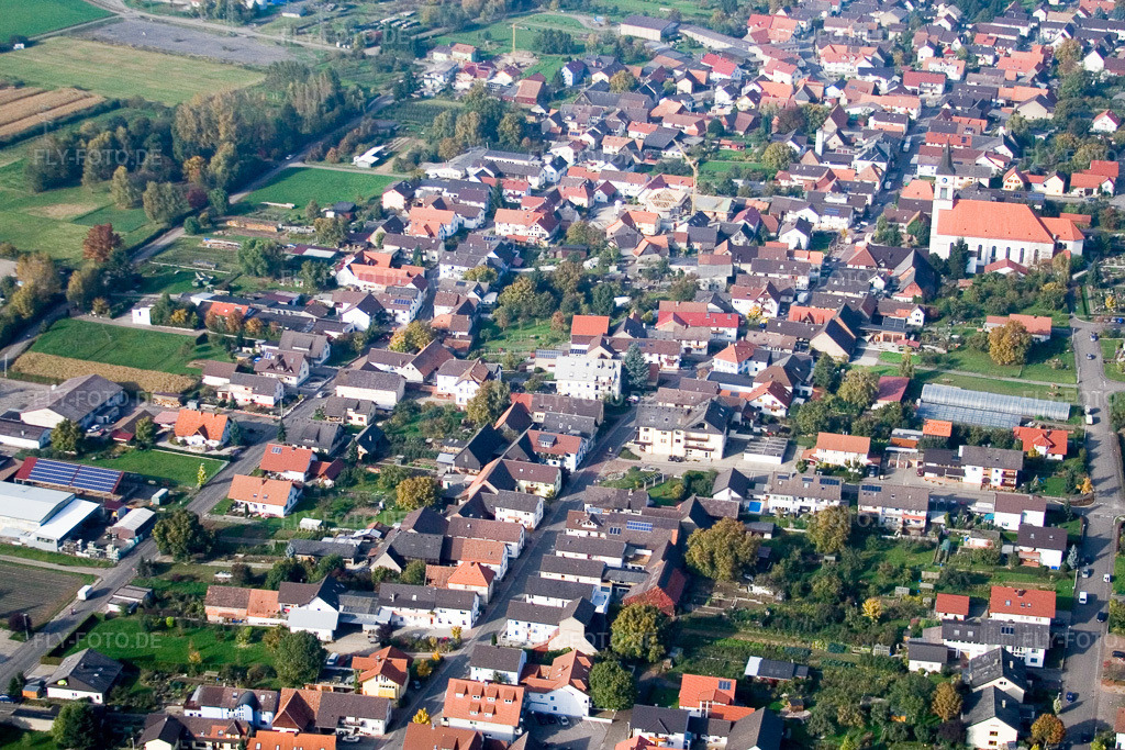Luftbild: Ortsansicht von Süden im Ortsteil Urloffen in Appenweier im Bundesland Baden-Württemberg in Deutschland. Foto: IMG_13888.jpg vom 11.10.2008 durch Werner Riehm/FLY-FOTO.de