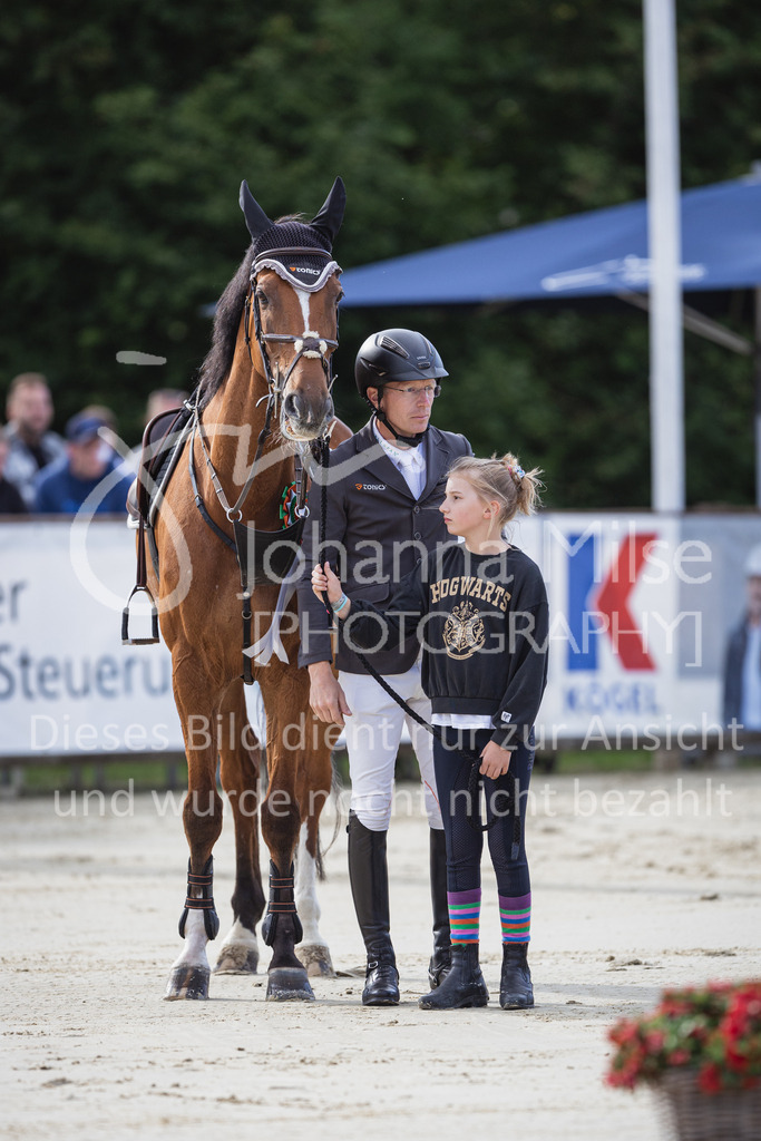 230730_BHO_GrosserPreis-616 | Deine schönsten Turniermomente als professionelle Fotos! Entdecke hochwertige Pferdesport-Fotografie im Online-Shop. Jetzt Fotos finden & bestellen!