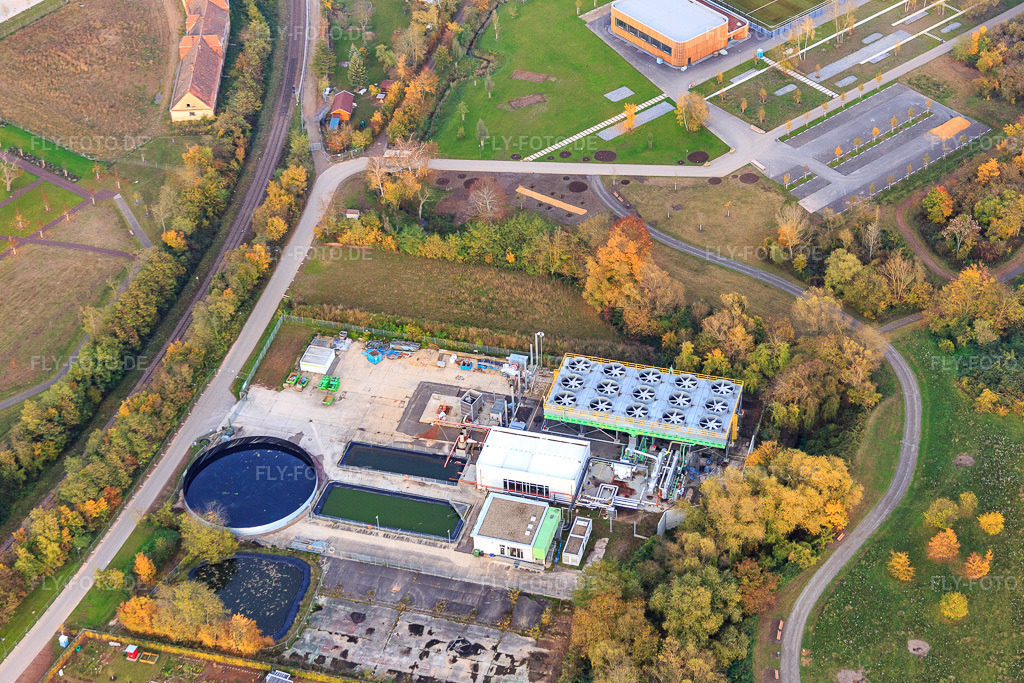 Luftbild: Geothermiekraftwerk Landau in Landau in der Pfalz im Bundesland Rheinland-Pfalz in Deutschland. Foto: IMG_076439.jpg vom 09.11.2014 durch Werner Riehm/FLY-FOTO.deAuflösung des Originals: 5359 x 3573 pxGeox Geothermie