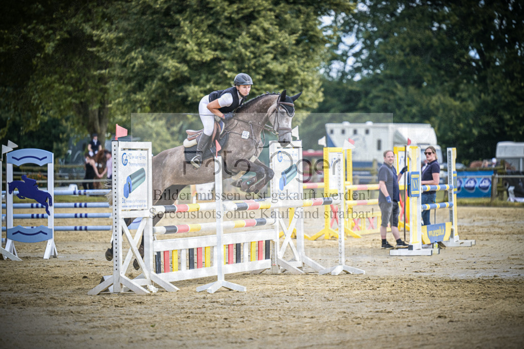 DOS_4580 | Entdecke hochwertige Reitturnierfotos von Foto Oger. Professionell, emotional und authentisch – jetzt Lieblingsmomente im Shop bestellen.Deutschlandweite Turnierfotografie. - Realisiert mit Pictrs.com