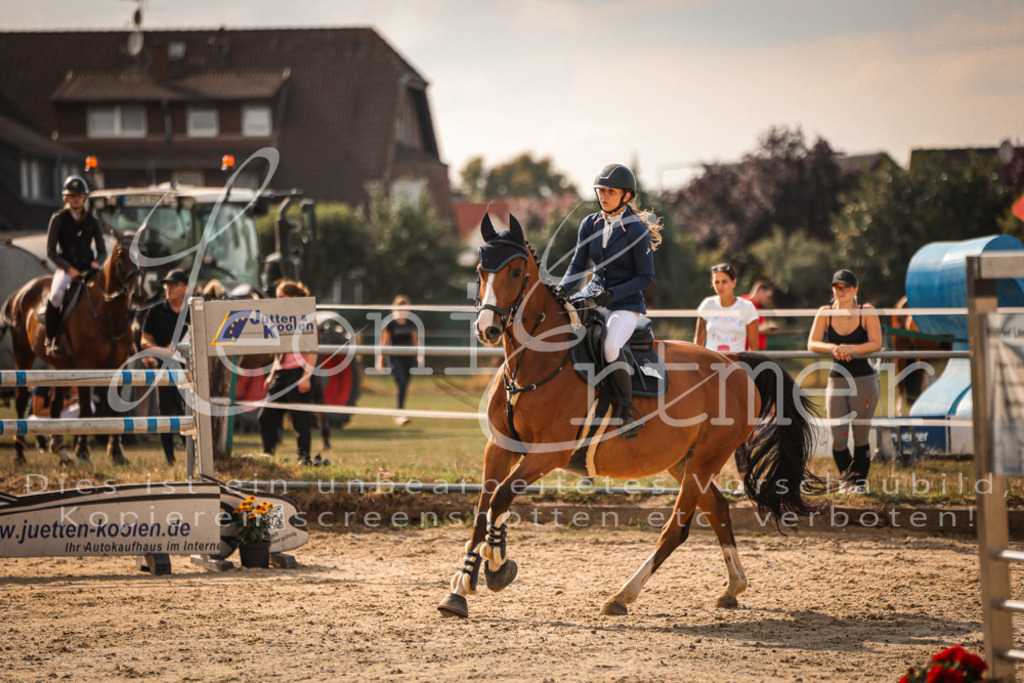 01.FrSpE00158 | Leoni Ertmer Photography - Realisiert mit Pictrs.com