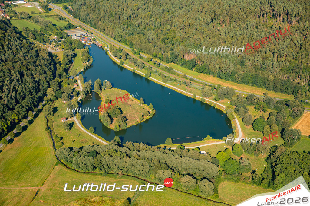 Das Luftbild zeigt : Badesee Trebgast - Die Luftaufnahme wurde 2024 vom UL-Flugzeug aus erstellt ( keine Drohne ) - Hochauflösende Luftaufnahme - Für grossformatige Ausdrucke geeignet. Die Geschenkidee !Mit Lizenz und Bildrechte bestellbar
