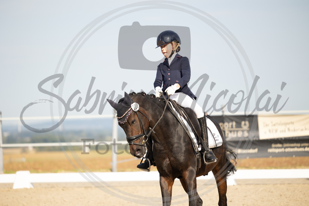 994A1379 | sabrinanicolaifotografie - Realisiert mit Pictrs.com