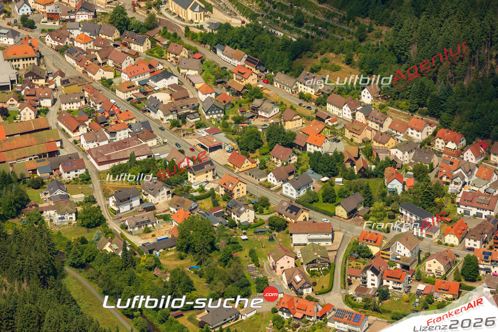 Luftaufnahme von Wallenfels - Die Luftaufnahme wurde 2025 vom UL-Flugzeug heraus erstellt ( keine Drohne ) - Hochauflösende Luftaufnahme - für professionelle Ausdrucke geeignet. Die Geschenkidee !Mit Lizenz und Bildrechte bestellbar