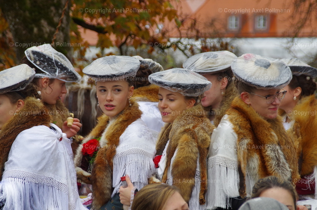 IMGP9551 | fotografiert von Axel PollmannLeonhardi Wallfahrt Benediktbeuern und Murnau, Fronleichnam, Fasching, Landschaft im Loisachtal und Benediktbeuern  - Realisiert mit Pictrs.com