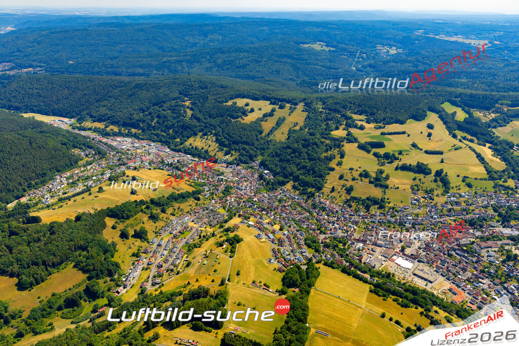 Das Luftbild zeigt :  Frammersbach - Die Luftaufnahme wurde 2023 vom UL-Flugzeug aus erstellt ( keine Drohne ) - Hochauflösende Luftaufnahme - Für grossformatige Ausdrucke geeignet. Die Geschenkidee !Mit Lizenz und Bildrechte bestellbar