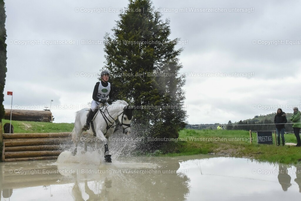 20230513_CCI2_Section2_Gelände_0549 | equistock
