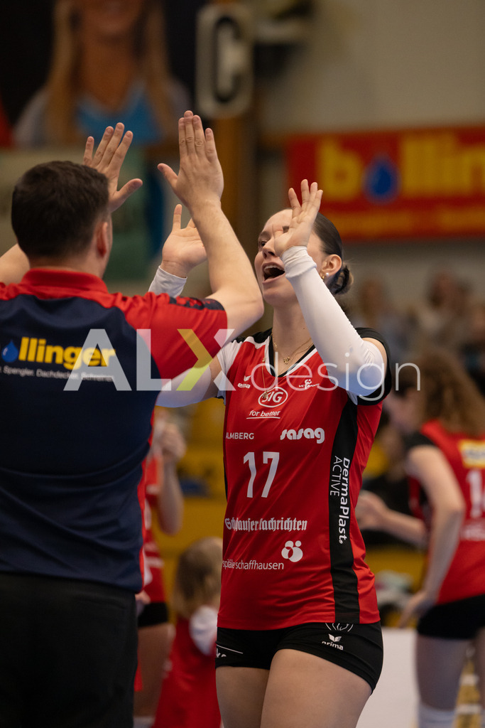 Volleyball I Frauen I Saison 2025-2026 I Volleyball NLA | Women I 1/2 Finals I  VC Kanti Schaffhausen - Sm'Aesch Pfeffingen I 07.03.2026 | 17 Leana Zuvic (CH) (VC Kanti Schaffhausen) - Aussen - Realisiert mit Pictrs.com