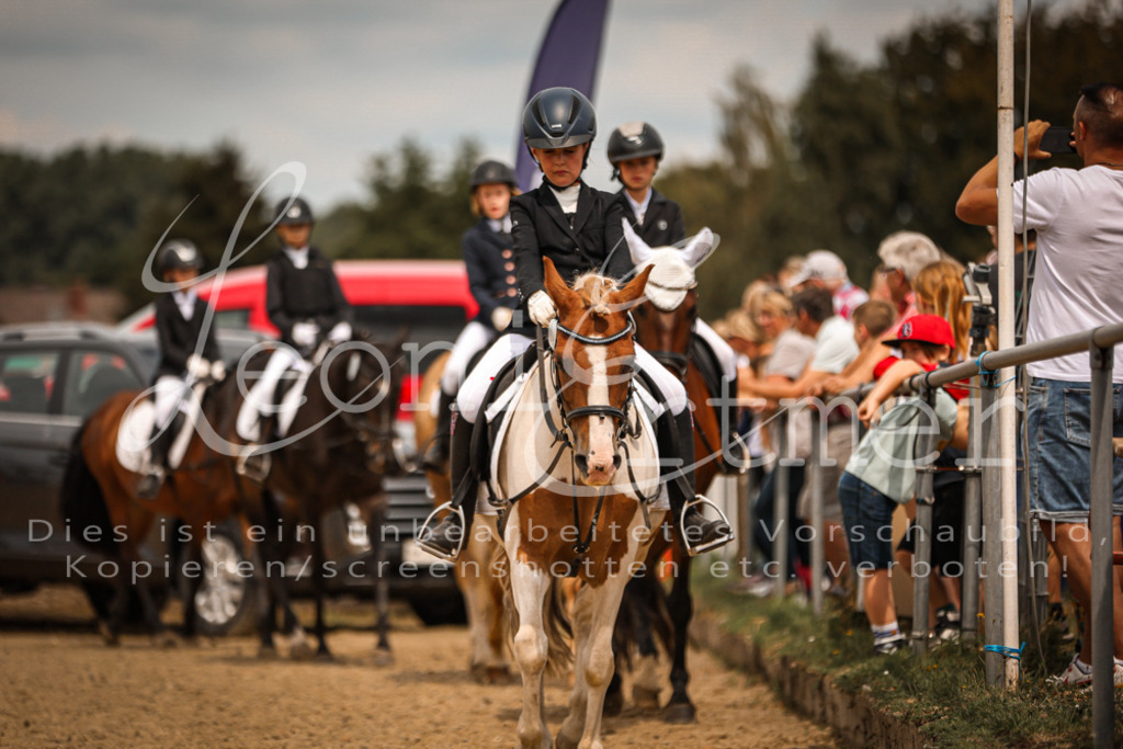 02.SoRWB00153 | Leoni Ertmer Photography - Realisiert mit Pictrs.com