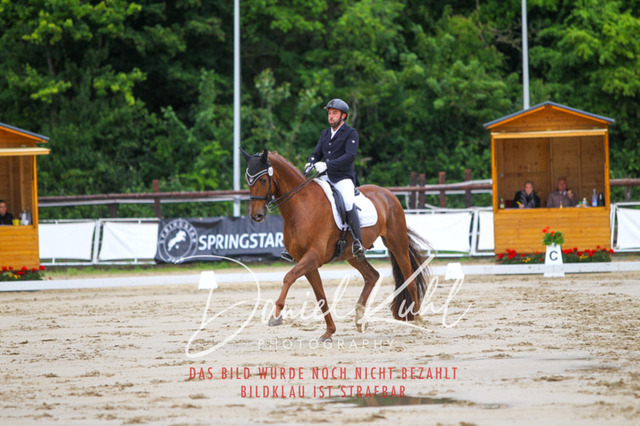 DKP46700 | Turniersportfotografie; Pferdefotografie; Dressurfotografie