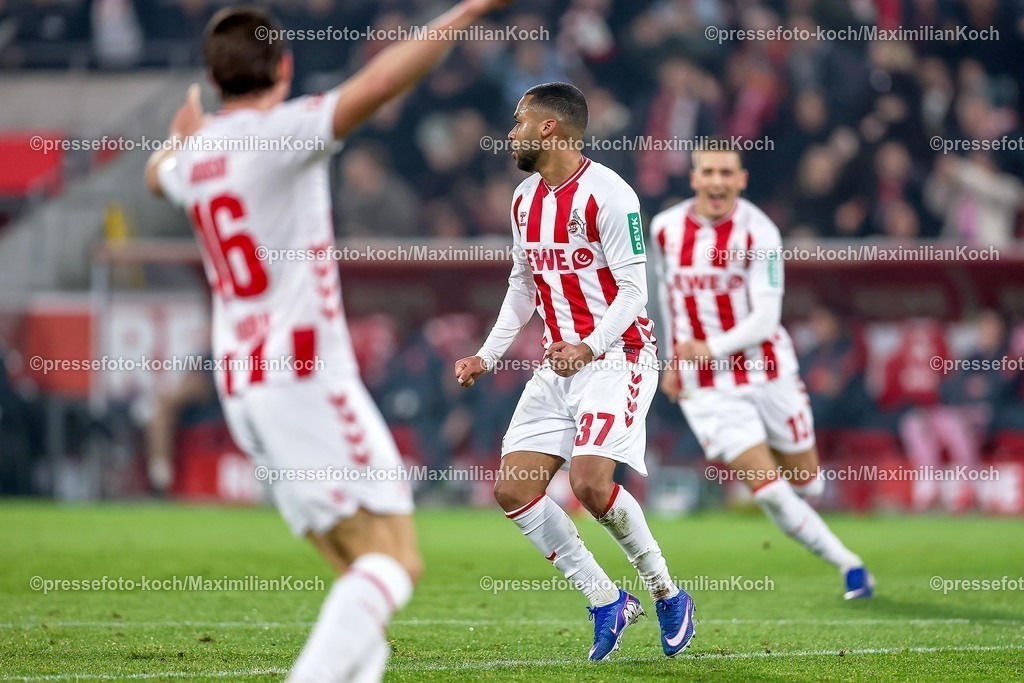 1FC14012601029 | 14.01.2026, Fußball, 1. FC Köln - FC Bayern München, 1. Fußball Bundesliga, 17. Spieltag, RheinEnergie-STADION, Saison 2025 2026: Torjubel nach dem Tor zum 1:0 durch Torschütze Linton Maina (1FC Koeln #37)  zusammen mit Jakub Kaminski (1FC Koeln #16) Said El Mala (1FC Koeln #13)   DFB regulations prohibit any use of photographs as image sequences and or quasi-video.